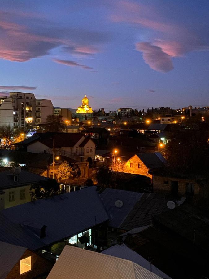 Apartment Sixteen Tbilisi Esterno foto