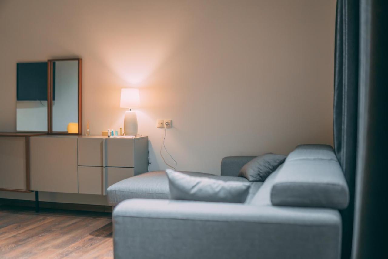 Apartment Sixteen Tbilisi Esterno foto